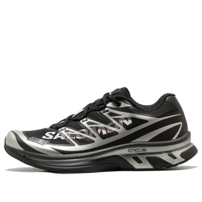 SALOMON x Margiela XT-MM6 “Preto Prateado” SALOMON x Margiela XT-MM6 “Preto Prateado”