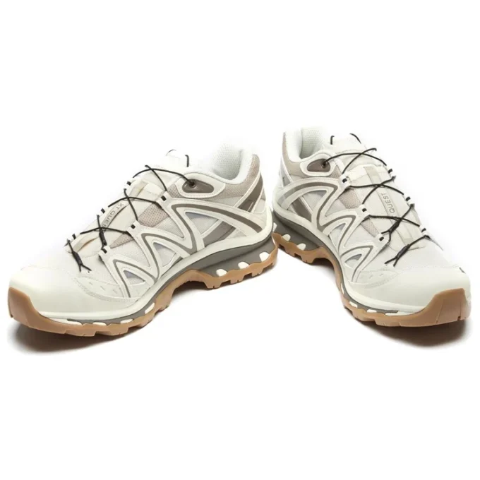 Ténis de corrida XT-QUEST “Castanho-claro”